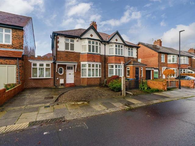 6 bedroom semi detached house for sale