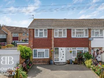 6 bedroom semi detached house for sale