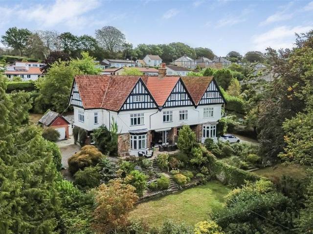 6 bedroom semi detached house for sale