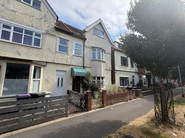 6 bedroom semi detached house for sale