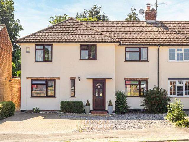 6 bedroom semi detached house for sale