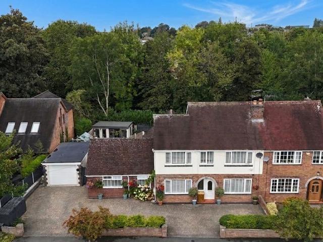 6 bedroom semi detached house for sale