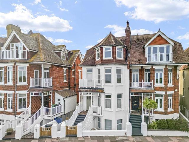 6 bedroom semi detached house for sale