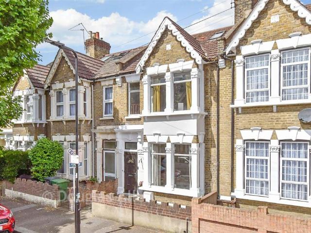 5 bedroom semi detached house for sale
