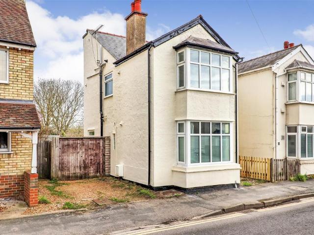 5 bedroom semi detached house for sale