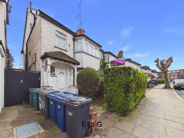 6 bedroom semi detached house for sale