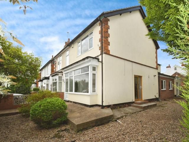 6 bedroom semi detached house for sale