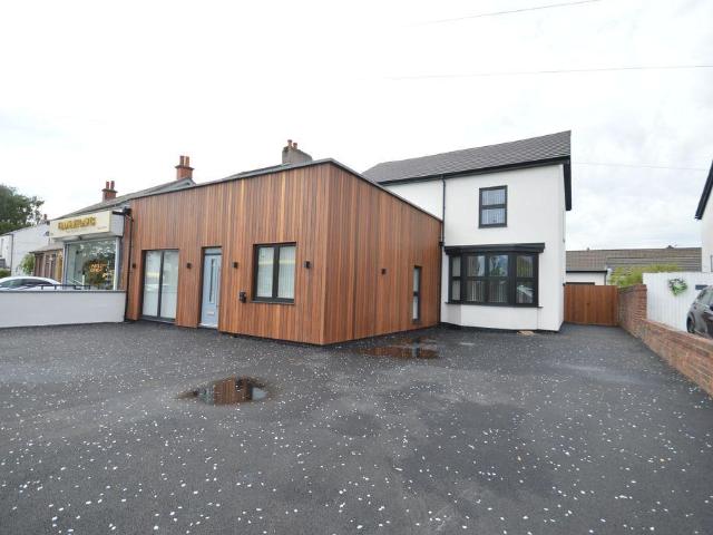 6 bedroom semi detached house for sale