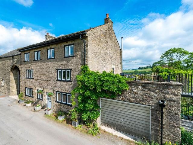 6 bedroom semi detached house for sale