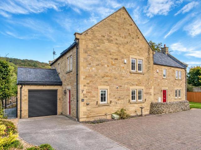 6 bedroom semi detached house for sale