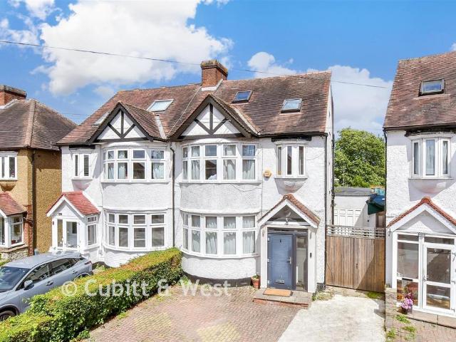 6 bedroom semi detached house for sale
