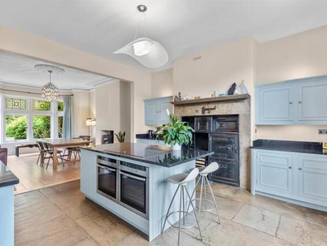 6 bedroom semi detached house for sale in Ilkley Road, Otley, LS21