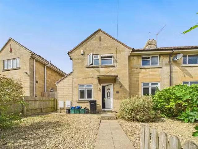 6 bedroom semi detached house for rent in Haycombe Drive, Bath.