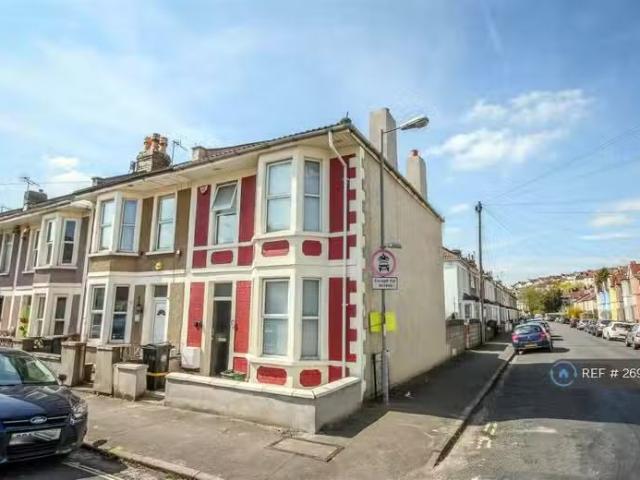 6 bedroom semi detached house for rent in Paultow Road, Bristo.