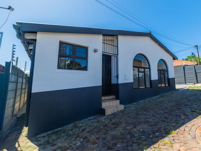 6 Bedroom shared house Available 1 December 2026