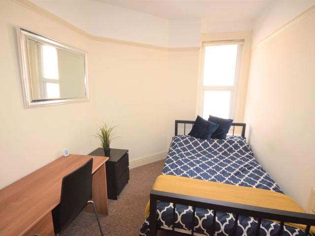 6 Bedroom Student Property Horfield