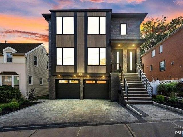 6 bedroom, Palisades Park NJ 07650 105560209