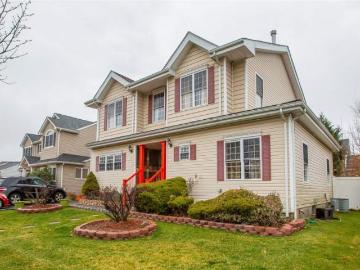 6 bedroom, Plainview NY 11803 72692385