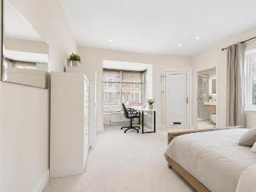 6 bedroom private halls to rent