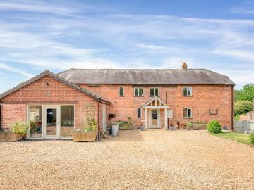 6 bedroom property for sale