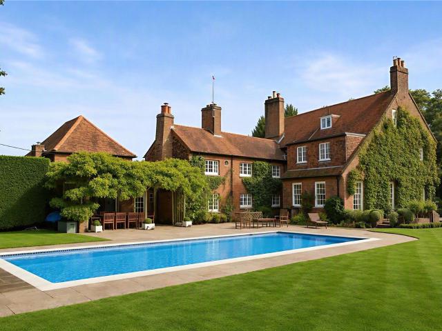 6 bedroom property to let in Norwood Farmhouse, Elvedon Road, Cobham, Surrey, KT11 £14,750 pcm