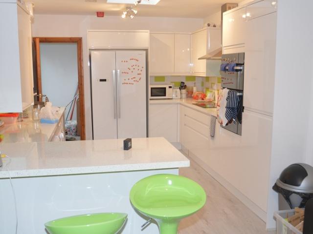 6 bedroom property to let in 48 EXETER ROAD £690 pw