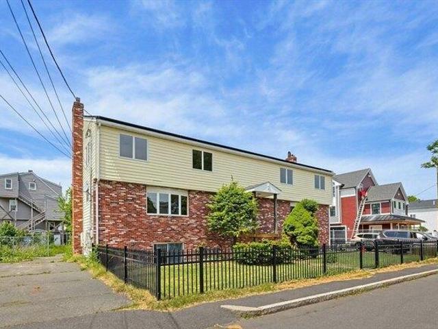 6 bedroom, Quincy MA 02169 104604839