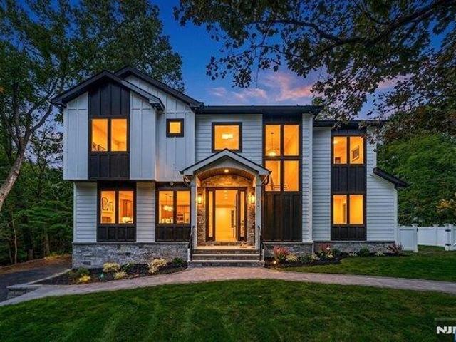 6 bedroom, Ridgewood NJ 07450 105648130