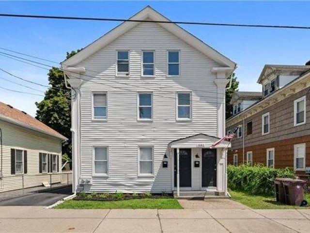 6 bedroom, Woonsocket RI 02895 104567967