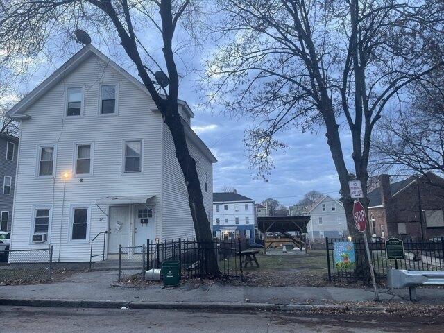 6 bedroom, Worcester MA 01609 105494320
