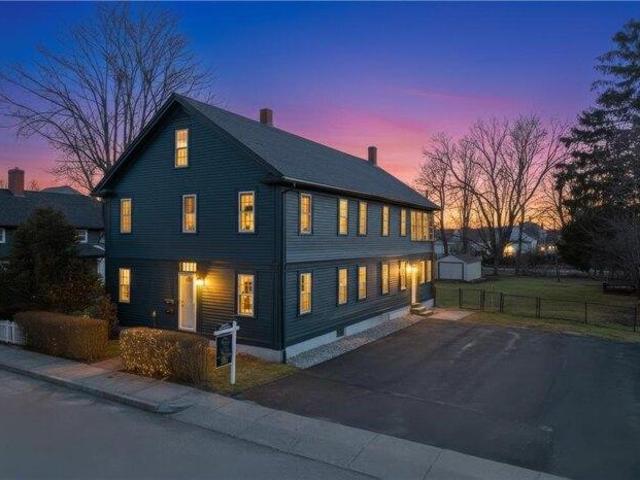 6 bedroom, Warren RI 02885 105661512