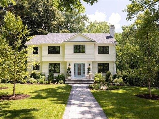 6 bedroom, Wellesley MA 02481 105386921