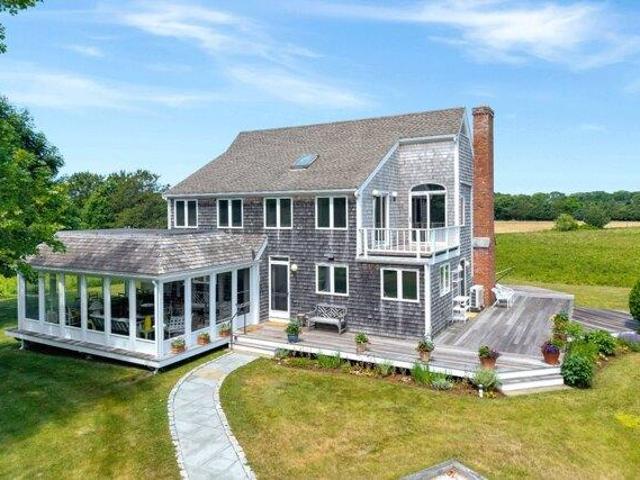 6 bedroom, West Tisbury MA 02575 105439955