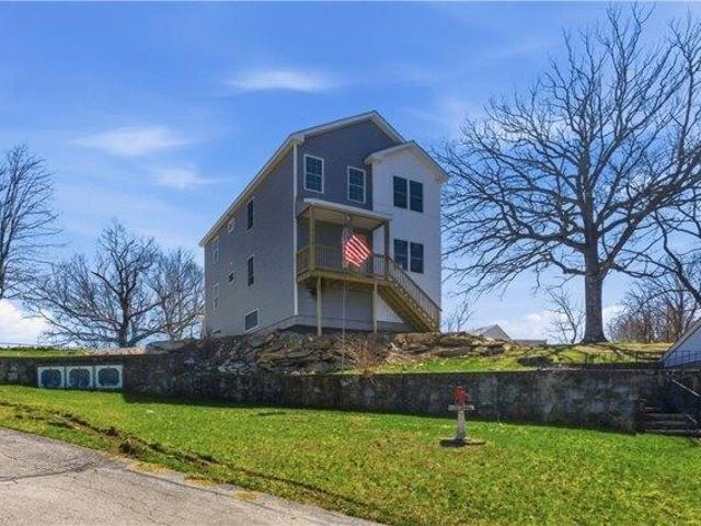 6 bedroom, West Warwick RI 02893 104903384