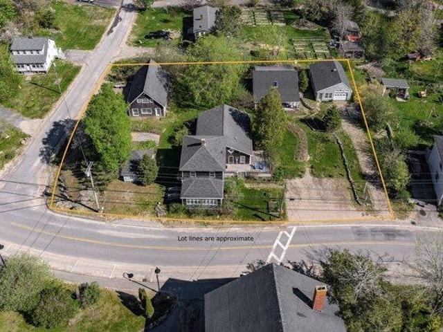 6 bedroom, Winter Harbor ME 04693 105911370