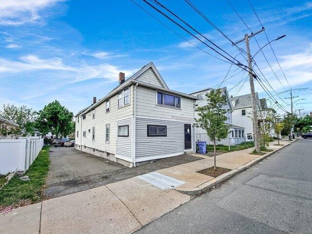 6 bedroom, Winthrop MA 02152 105512307