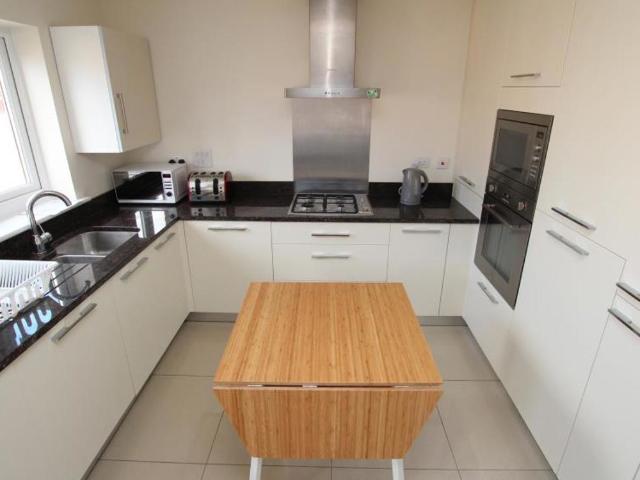 6 bedroom town house to let, Stoke Gifford, Bristol | Ocean Estate Agents