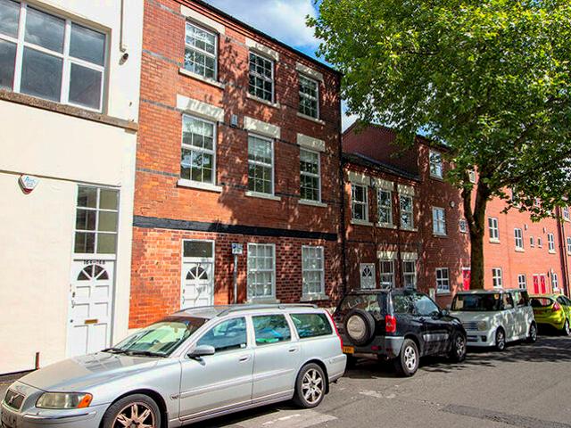 6 Bedroom Town House To Rent In North Sherwood Street, Nottingham, NG1