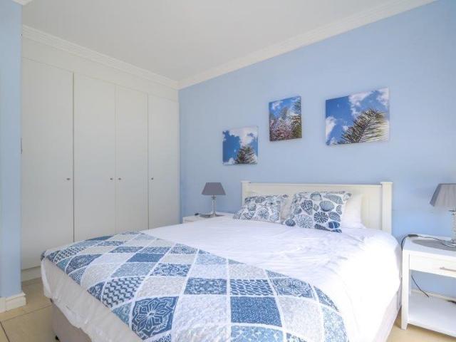 6 Bedroom Townhouse For Sale in Blythedale