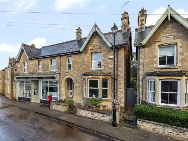 6 bedroom townhouse for sale