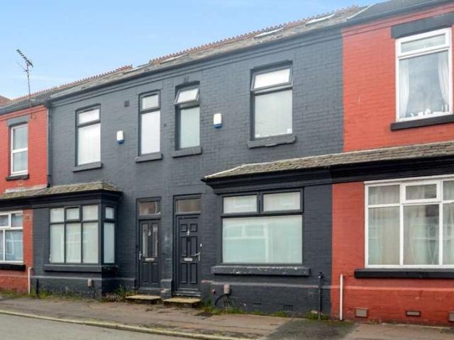 6 Bedroom Terraced House