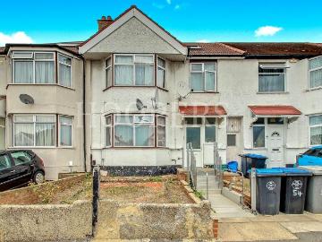 6 bedroom terraced house for sale