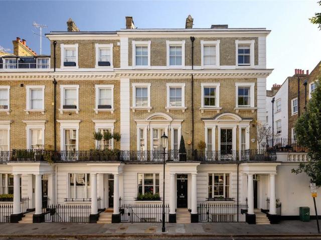 6 bedroom terraced house for sale