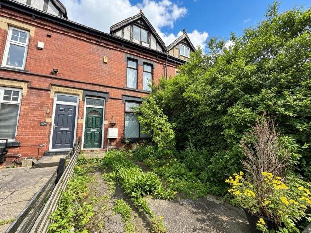 6 bedroom terraced house for sale