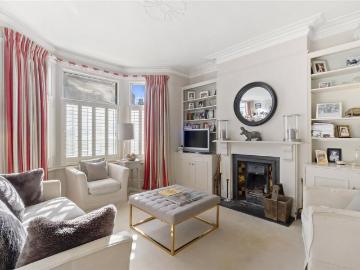 6 bedroom terraced house for sale