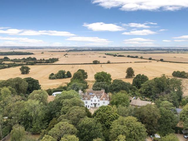 6 bedroom terraced house for sale