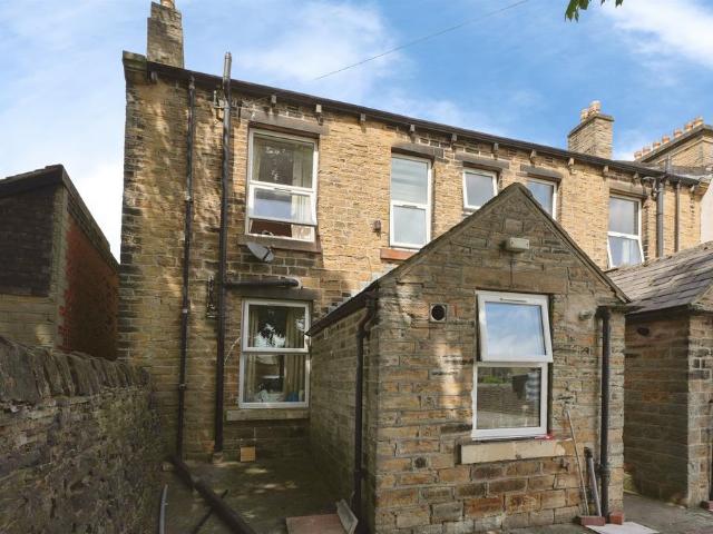 6 bedroom terraced house for sale