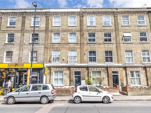 6 bedroom terraced house for sale