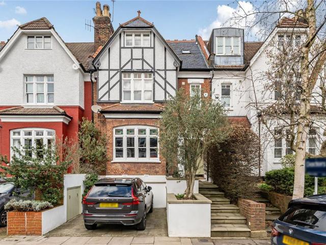 6 bedroom terraced house for sale