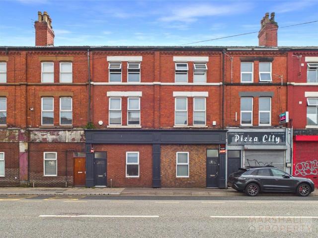 6 bedroom terraced house for sale